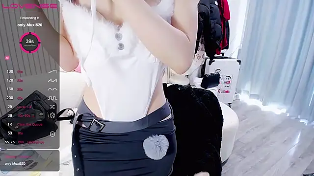 Snapshot of Muxi-destiny520 chatting on 02.13.26 Muxi-destiny520 online show from 02.13.26