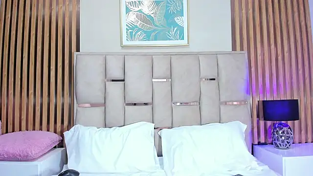 Snapshot of emma_evanss__ chatting on 02.25.26 emma evanss online show from 02.25.26