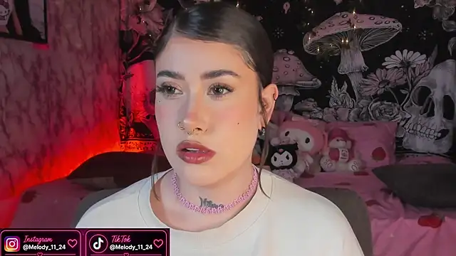 Snapshot of Tamara_uwu chatting on 07.21.26 Tamara uwu online show from 07.21.26