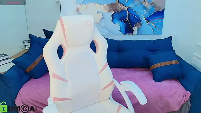 Susan Backer online show from 02.20.26