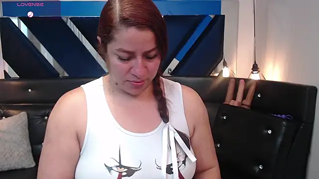 Snapshot of Alison-mar chatting on 07.15.26 Alison-mar online show from 07.15.26