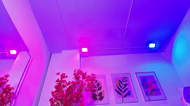 Snapshot of Maddie_T18 chatting on 02.04.26 Maddie T18 online show from 02.04.26