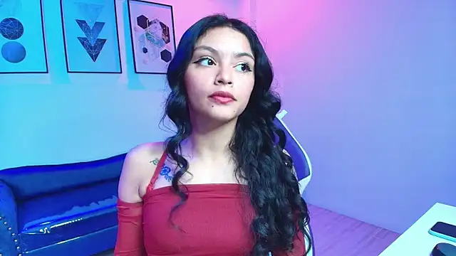 Snapshot of Maddie_T18 chatting on 03.24.26 Maddie T18 online show from 03.24.26