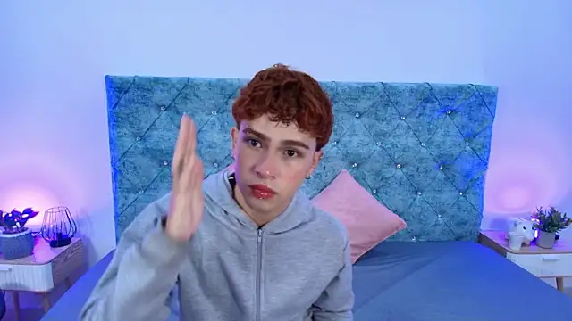 Snapshot of ryan_onFire chatting on 02.09.26 ryan onFire online show from 02.09.26