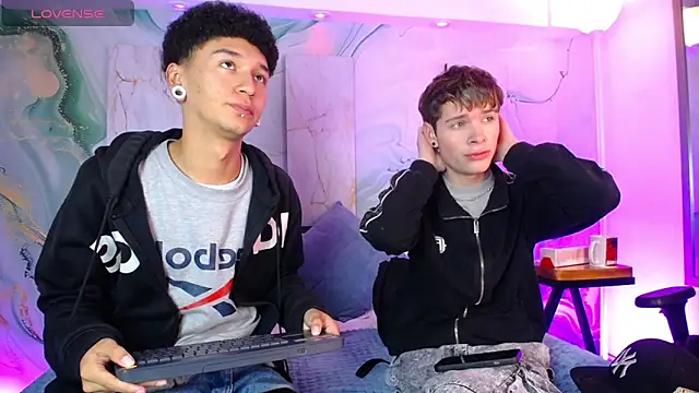 Snapshot of David_Banks_ chatting on 03.25.26 David Banks online show from 03.25.26