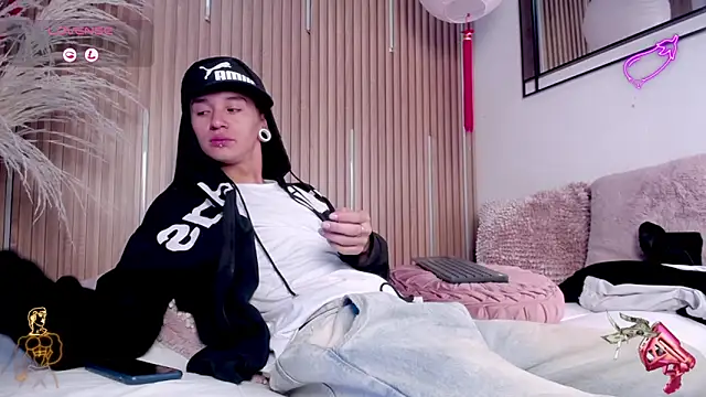 Snapshot of David_Banks_ chatting on 03.31.26 David Banks online show from 03.31.26