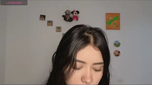 Snapshot of amynovaaa chatting on 02.13.26 amynovaaa online show from 02.13.26