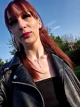 Snapshot of -BabyBella- chatting on 04.15.26 -BabyBella- online show from 04.15.26