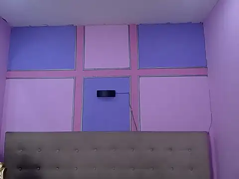 Snapshot of Melannyy__ chatting on 02.20.26 Melannyy online show from 02.20.26