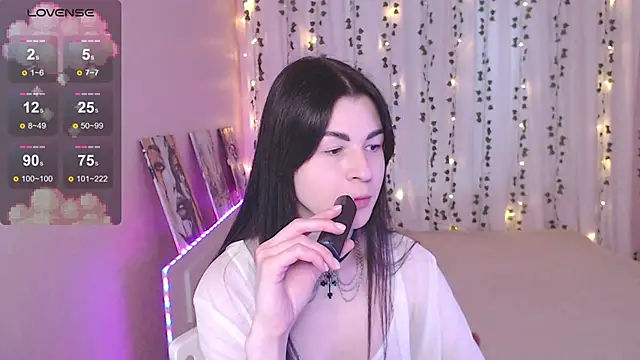 Stephanie Bloom online show from 02.23.26