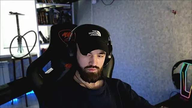 Snapshot of _Mostly_ chatting on 03.01.26 Mostly online show from 03.01.26