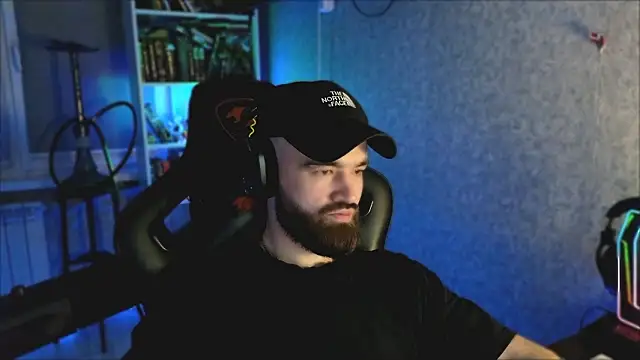 Snapshot of _Mostly_ chatting on 03.02.26 Mostly online show from 03.02.26