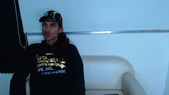 Snapshot of Noha-Smith chatting on 02.24.26 Noha-Smith online show from 02.24.26