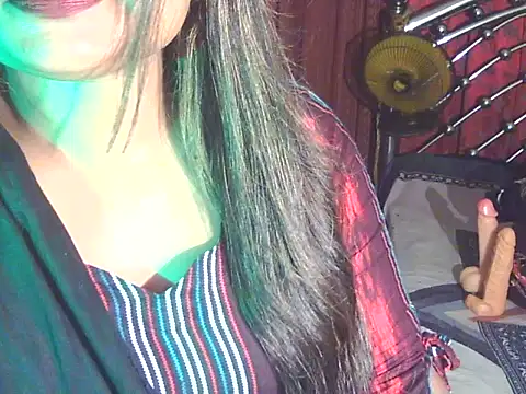 Snapshot of Nusrat_Faria chatting on 05.23.26 Nusrat Faria online show from 05.23.26