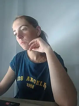 Snapshot of laparejaideal08 chatting on 07.15.26 laparejaideal08 online show from 07.15.26