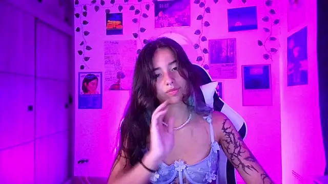 IvyStone  online show from 03.25.26