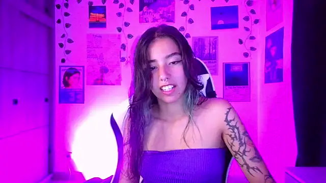 IvyStone  online show from 03.26.26