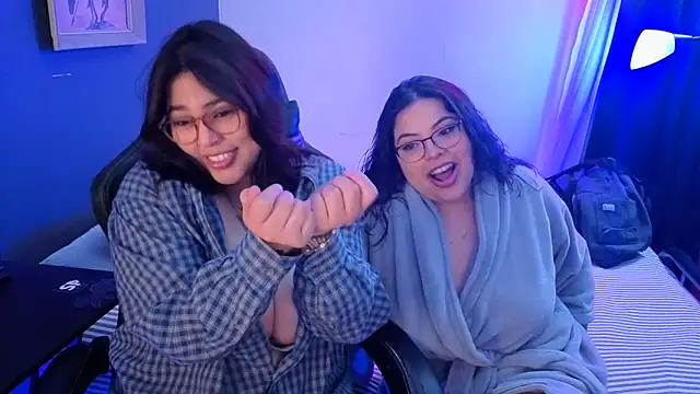 KittyTatts online show from 02.04.26