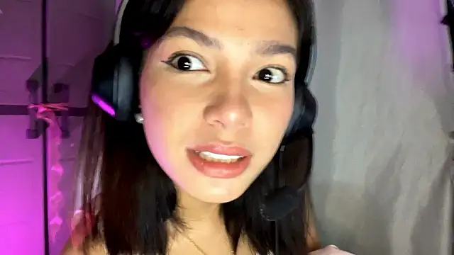 ConstancePorrini online show from 02.26.26