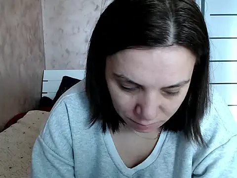 LorraGrey online show from 03.04.26