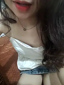 Snapshot of NinaKey chatting on 03.01.26 NinaKey online show from 03.01.26