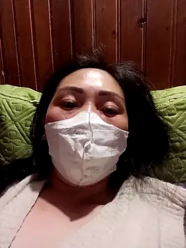 hot-luna- online show from 04.01.26