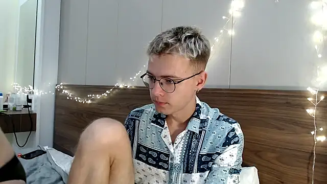 NikiKerryCum online show from 03.01.26