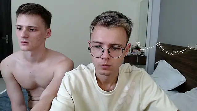 NikiKerryCum online show from 03.21.26