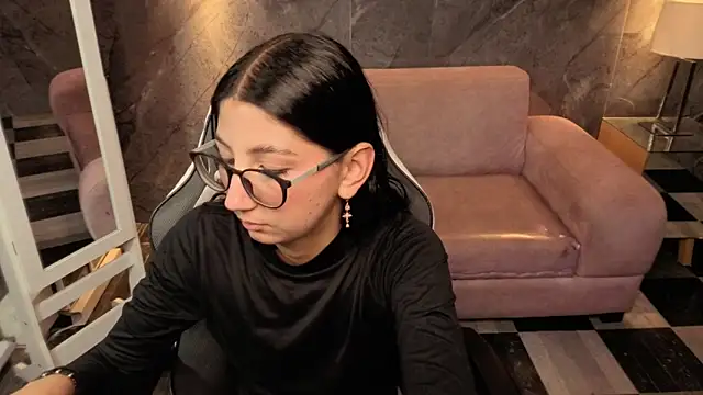 Snapshot of Sophie_jones_b chatting on 02.20.26 Sophie jones b online show from 02.20.26