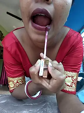 Mahira06 online show from 03.25.26