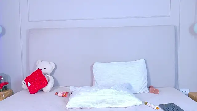 JosselynBrown online show from 03.15.26