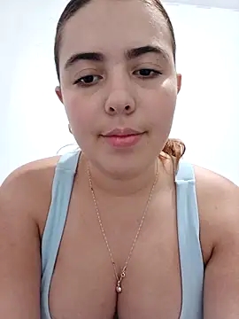 Snapshot of lyss_muller chatting on 02.02.26 lyss muller online show from 02.02.26