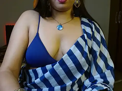 fantastic kavya online show from 05.13.26