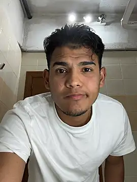 Snapshot of DavShi chatting on 02.03.26 DavShi online show from 02.03.26