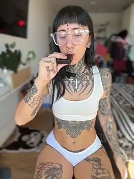 xsadtanas online show from 04.19.26