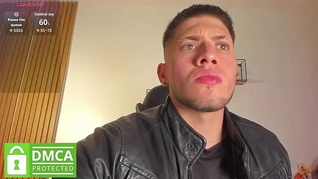 Snapshot of SebastianMaximoff_ chatting on 04.22.26 SebastianMaximoff online show from 04.22.26