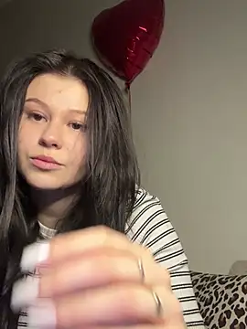 Snapshot of MelisaKis chatting on 02.18.26 MelisaKis online show from 02.18.26