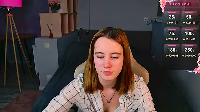 Snapshot of Caeliaa chatting on 02.20.26 Caeliaa online show from 02.20.26