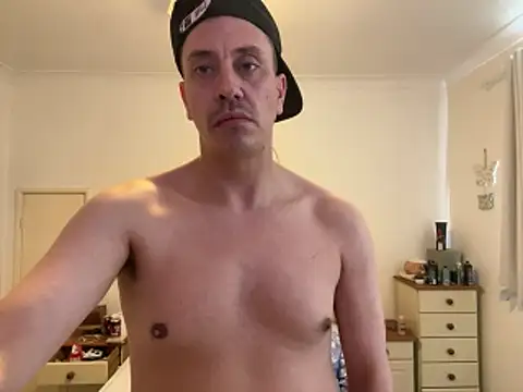 malcolm2334 online show from 04.11.26