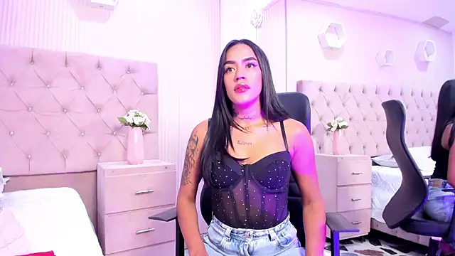 JazminRusso  online show from 04.04.26