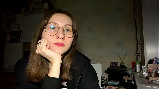 Miaaa Moon online show from 03.19.26