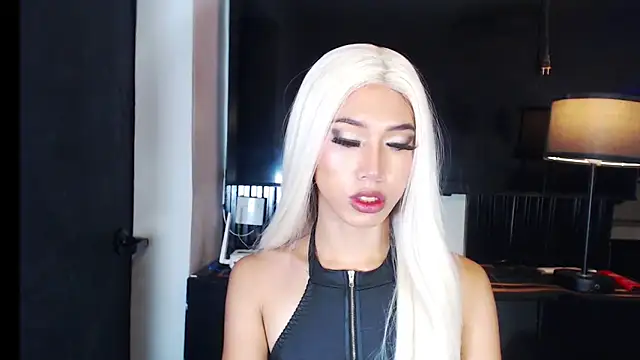 QueenAlisonfoxx online show from 06.10.26