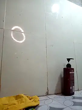 Vyvvyy69 online show from 04.14.26