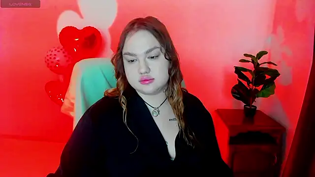 Snapshot of Sofiawetsweet chatting on 02.12.26 Sofiawetsweet online show from 02.12.26