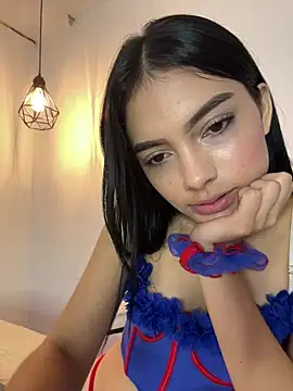 Doll Alaia  online show from 02.23.26