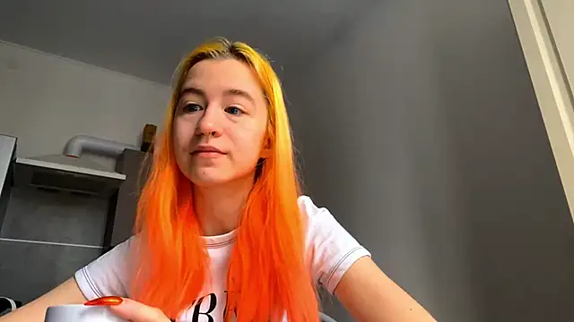 EmilyHein online show from 02.05.26