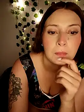 Snapshot of melly_whatson chatting on 02.26.26 melly whatson online show from 02.26.26