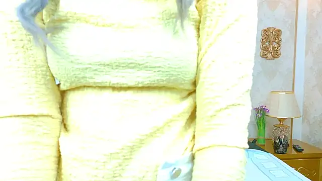 Snapshot of AlanaHouston chatting on 02.12.26 AlanaHouston online show from 02.12.26