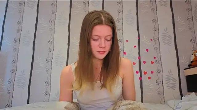 Snapshot of SueFerreyra chatting on 02.24.26 SueFerreyra online show from 02.24.26