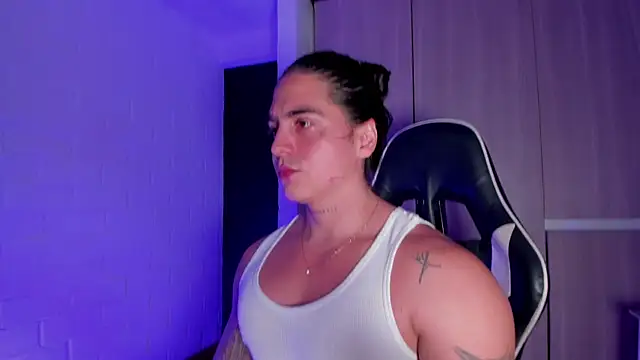 Snapshot of Cry_Duran chatting on 02.21.26 Cry Duran online show from 02.21.26